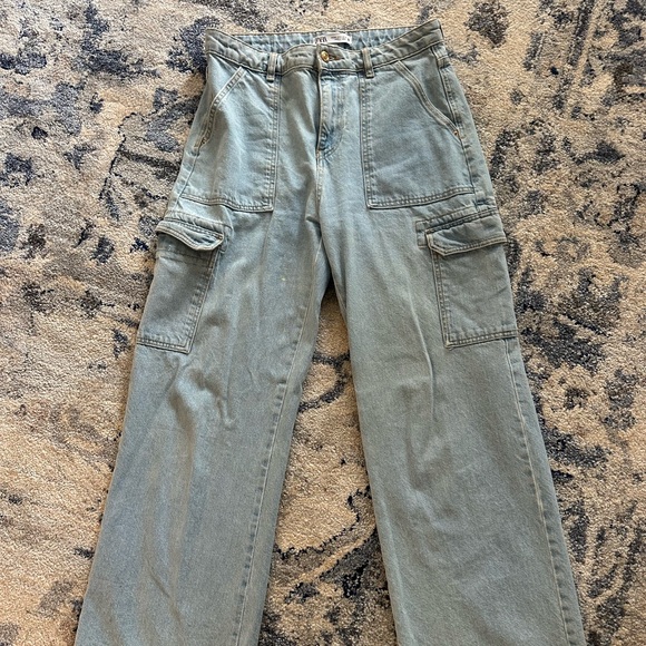 Zara Cargo Jeans - Picture 1 of 4